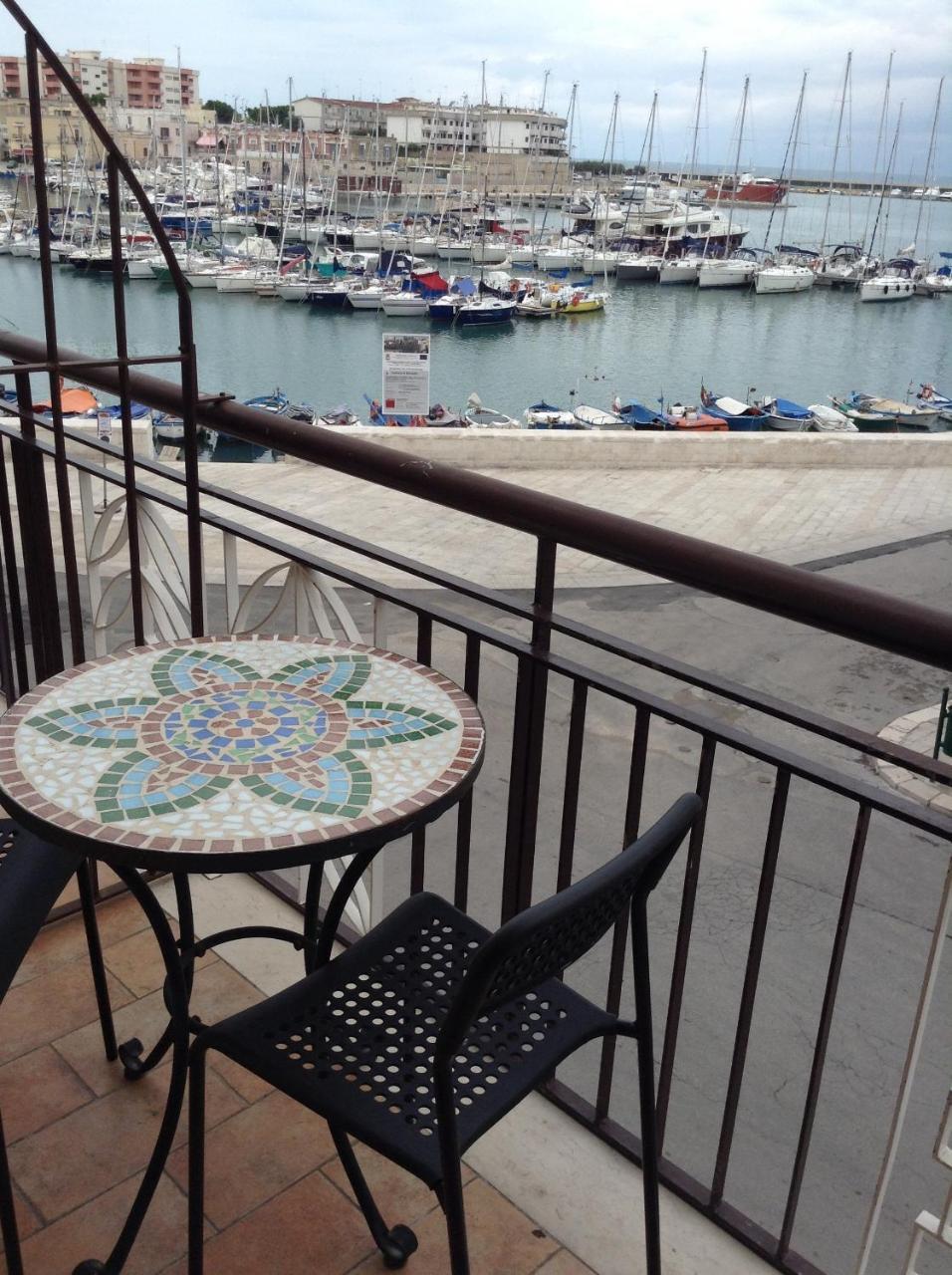 B&B Al Porto Bisceglie Esterno foto